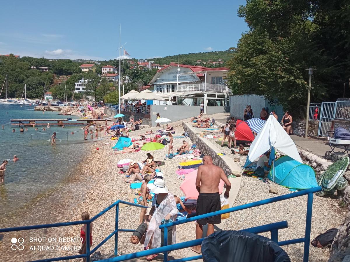 Apartamento Sunce Kostrena Exterior foto